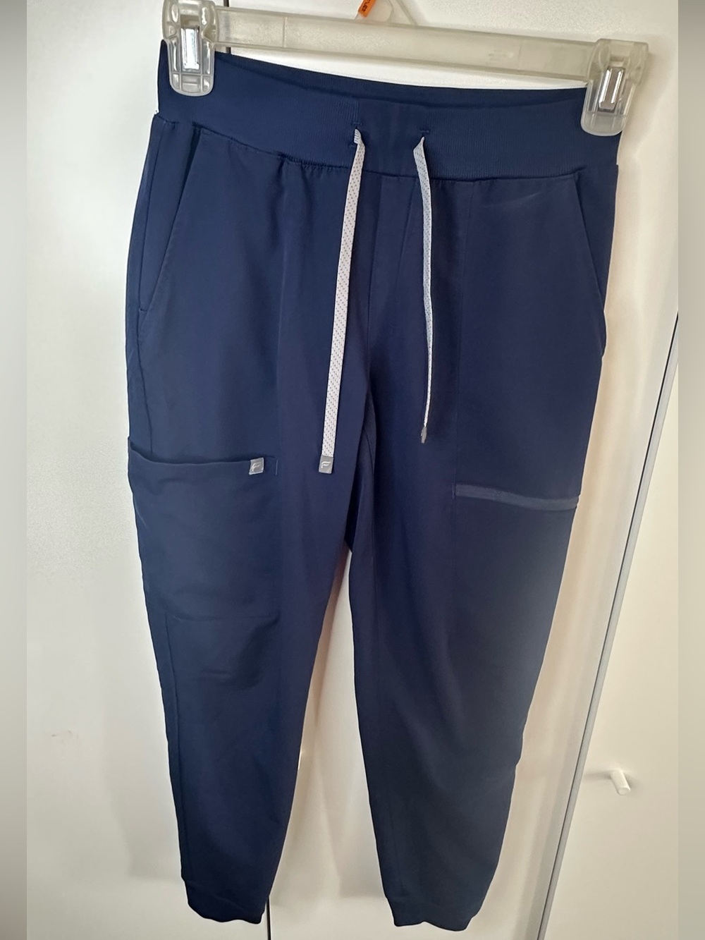 Fabletics Navy Blue Scrub Jogger Pants Size M